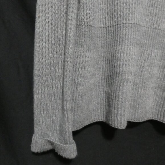 CROFT & BARROW | large | Grey Ribbed Button-Up Cardigan - Picture 12 of 16